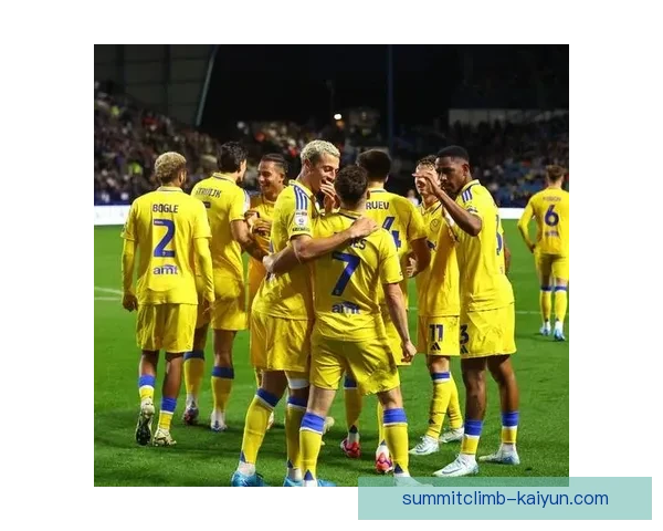 利兹联展现强劲表现，精彩赛事亮点备受关注