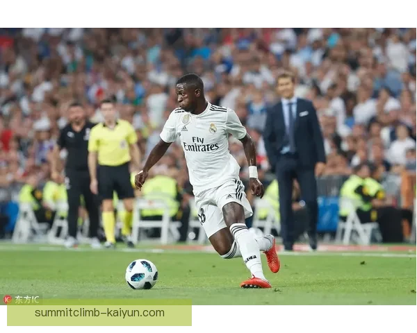 奥德加德职业态度稳定，近期表现令人关注，展现出强烈的比赛投入感。