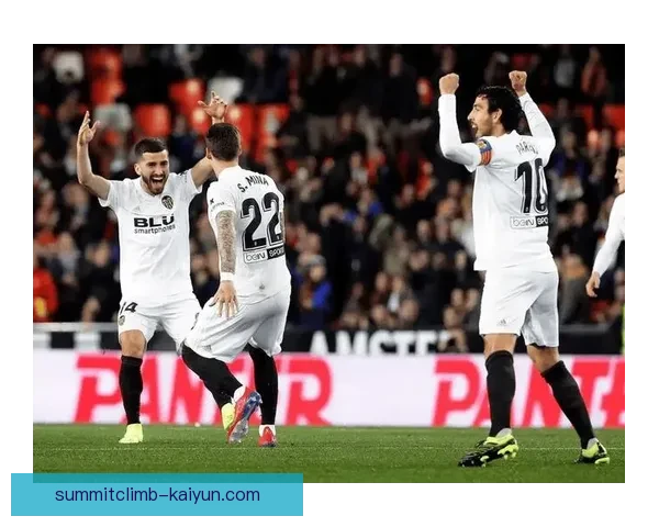 西甲国王杯黑马球队近期表现稳健，竞争力持续提升